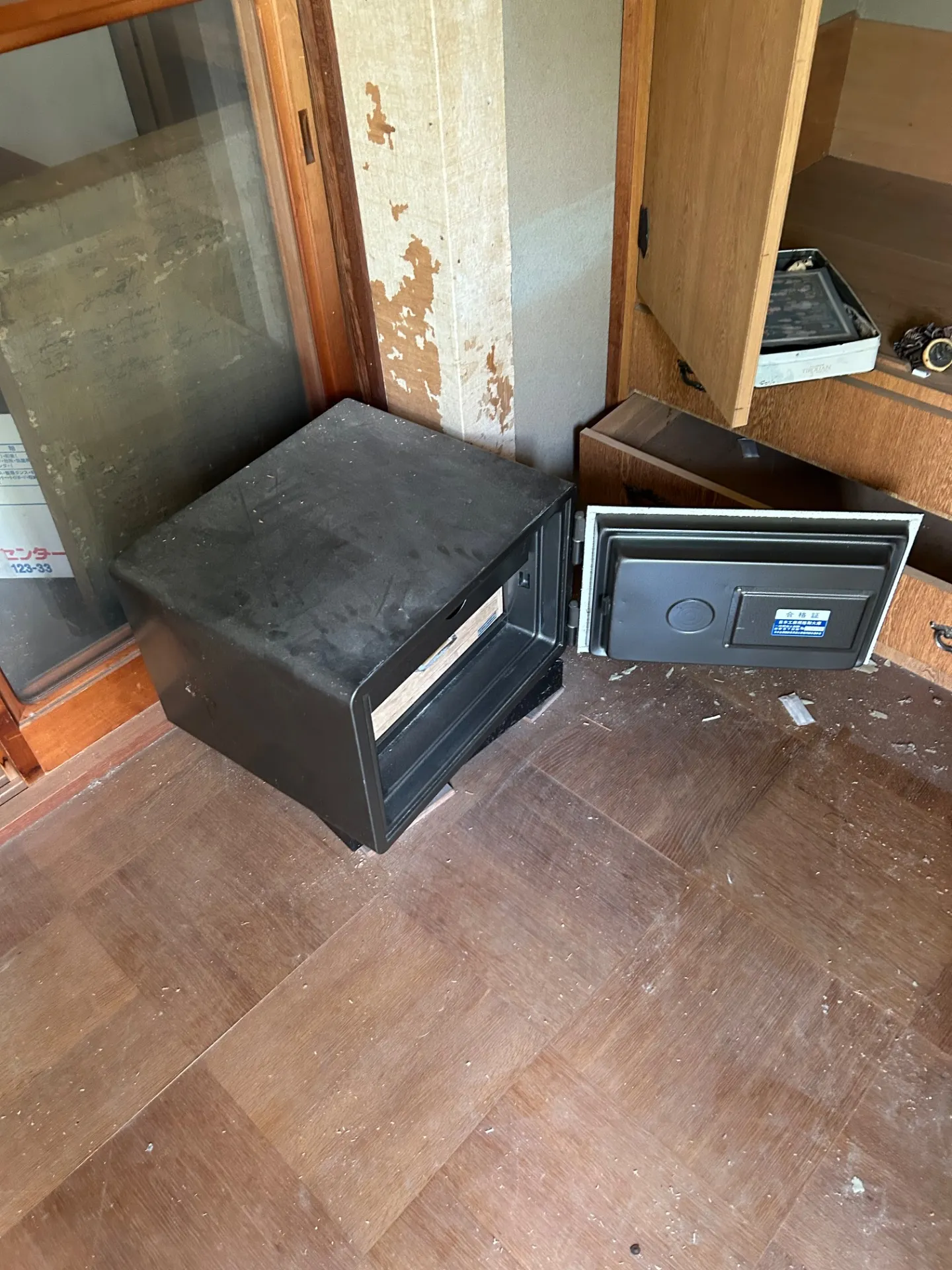 耐火金庫の処分事例(滋賀県彦根市)