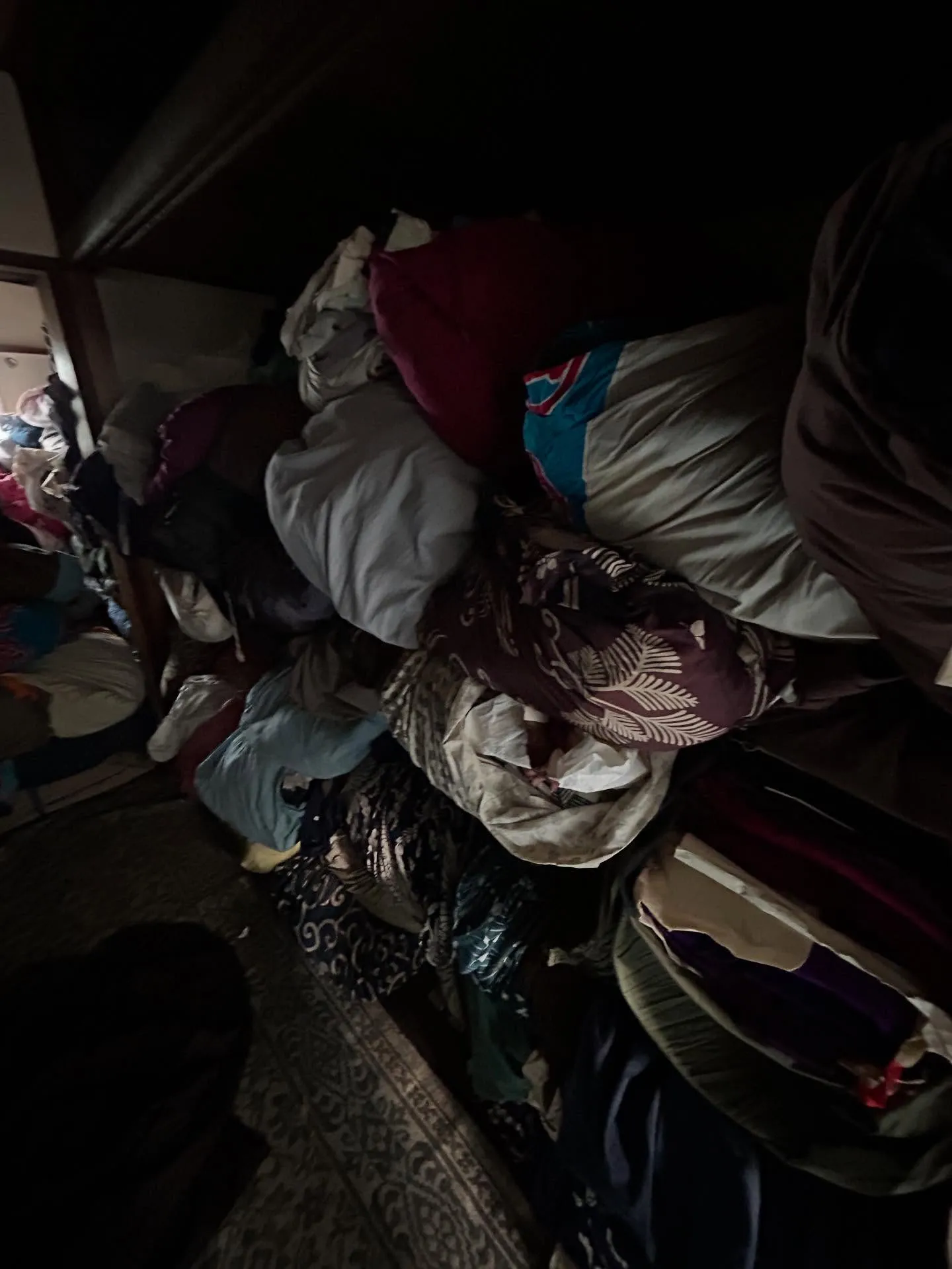 #大量のゴミが山積み