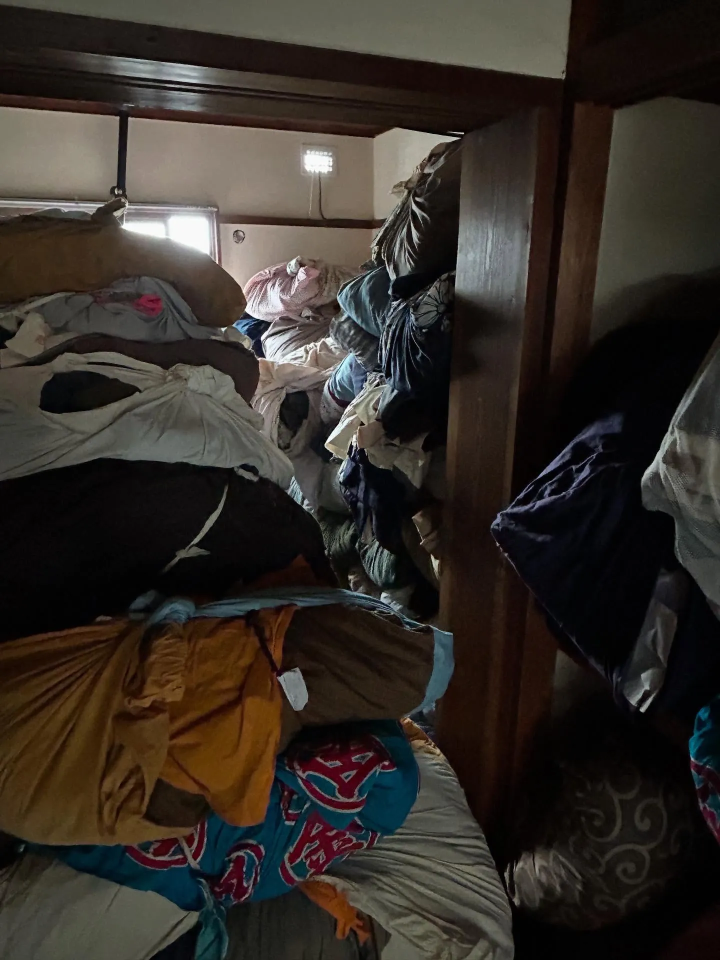 #大量のゴミが山積み